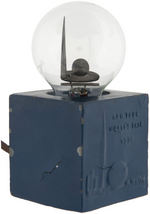 NEW YORK WORLD'S FAIR 1939 LAMP WITH TRYLON AND PERISPHERE FILAMENT BULB.