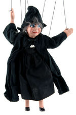 THE WITCH FROM SNOW WHITE RARE MARIONETTE BY MADAME ALEXANDER.