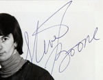 "THE LOVIN' SPOONFUL" SIGNED VINTAGE PUBLICITY PHOTO.