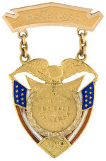 WORLD WAR I AWARD BADGE TO PERSON FROM CO-WORKERS IN 10K GOLD.