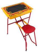 “HOWDY DOODY PLAY TABLE” COMPLETE DESK SET BY IDEAL.