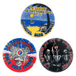 GRATEFUL DEAD CONCERT BUTTON TRIO FEATURING SKULL AND SKELETONS.