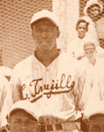 1937 CIUDAD TRUJILLO TEAM PHOTO WITH LEGENDARY PLAYERS INCLUDING GIBSON, PAIGE AND BELL.