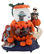 "THE NIGHTMARE BEFORE CHRISTMAS" BOXED SNOWGLOBE.