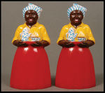 LUZIANNE MAMMY NOVELTY SALT AND PEPPER SHAKERS.