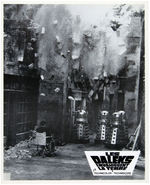 DOCTOR WHO "DALEKS - INVASION EARTH: 2150 A.D." FRENCH LOBBY CARD SET.