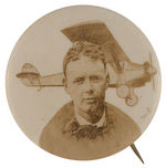 LINDBERGH AND PLANE RARE PORTRAIT BUTTON.