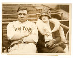 "BABE RUTH LOSES WIFE IN FIRE MYSTERY" 1928 NEWS SERVICE PHOTO.