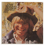 JOHN DENVER SIGNED "JOHN DENVER'S GREATEST HITS" JAPANESE LP ALBUM COVER.