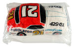 NASCAR “DAVID PEARSON #21” CAR-SHAPED PILLOW/MID-1960s PHOTOS.