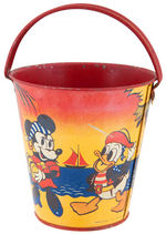 DISNEY "HAPPYNAK" ENGLISH SAND PAIL WITH PIRATE THEME.