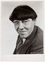 MOE HOWARD OF THE THREE STOOGES KEYBOOK PORTRAIT.