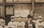 “GILLETTE SAFETY RAZOR” EARLY BASEBALL TEAM AND 1939 WORLD SERIES DINNER ORIGINAL PHOTO PAIR.