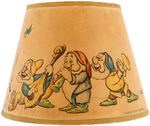 SNOW WHITE AND THE SEVEN DWARFS "DOC" FIGURAL LAMP WITH LAMPSHADE.