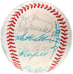 1989 WORLD SERIES SAN FRANCISCO GIANTS TEAM-SIGNED BASEBALL.