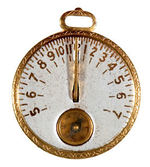 ORPHAN ANNIE MIRACLE COMPASS SUN-WATCH, COMPLETE.