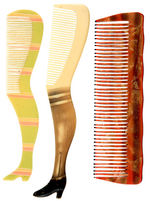 TRIO OF 1930s COMBS IN CELLULOID OR BAKELITE TYPE MATERIAL.