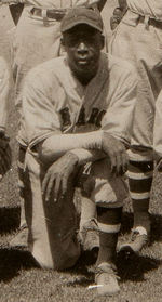 1934 KANSAS CITY MONARCHS NEGRO LEAGUE TEAM PHOTO.