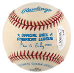 BASEBALL HALL OF FAMER JOE DiMAGGIO SIGNED RAWLINGS BASEBALL.