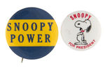 “THE IN CROWD” RARE BUTTON SHOWING TEN PEANUTS CHARACTERS PLUS TWO OTHER 1960s BUTTONS.