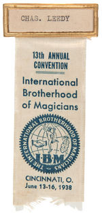 "INTERNATIONAL BROTHERHOOD OF MAGICIANS" 1938 CONVENTION RIBBON BADGE.