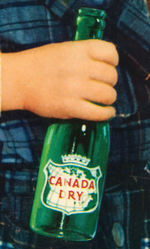 “CANADA DRY” LARGE DIE-CUT STORE DISPLAY WITH KIDS AT CHRISTMAS.