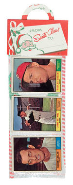 CHRISTMAS RACK PACK WITH 12 TOPPS 1961 BASEBALL CARDS.