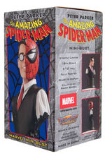 "THE AMAZING SPIDER-MAN" CLASSIC STATUE AND PETER PARKER MINI-BUST BY BOWEN.