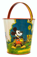 WALT DISNEY CHARACTERS SAND PAIL.