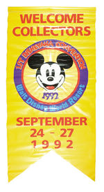 "1ST DISNEYANA CONVENTION 1992" SHOW BANNER AND DEALER BADGES.