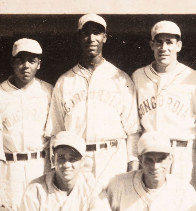 Hake's - CONCORDIA EAGLES C. 1934 TEAM PHOTO W/MARTIN DIHIGO ...