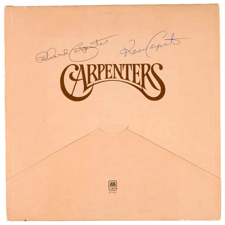 Hake's - THE CARPENTERS “CARPENTERS” SIGNED RECORD ALBUM.