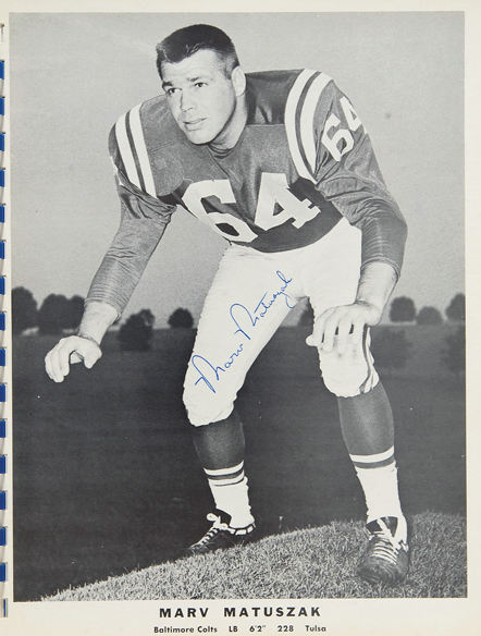 Hake's - BALTIMORE COLTS PROMOTIONAL BOOK SIGNED BY 1960 TEAM.