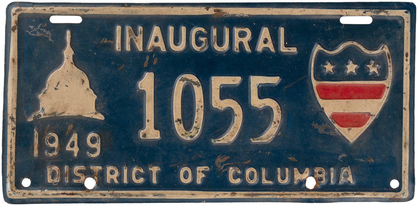 Hake's - TRUMAN 1949 INAUGURAL LICENSE PLATE.