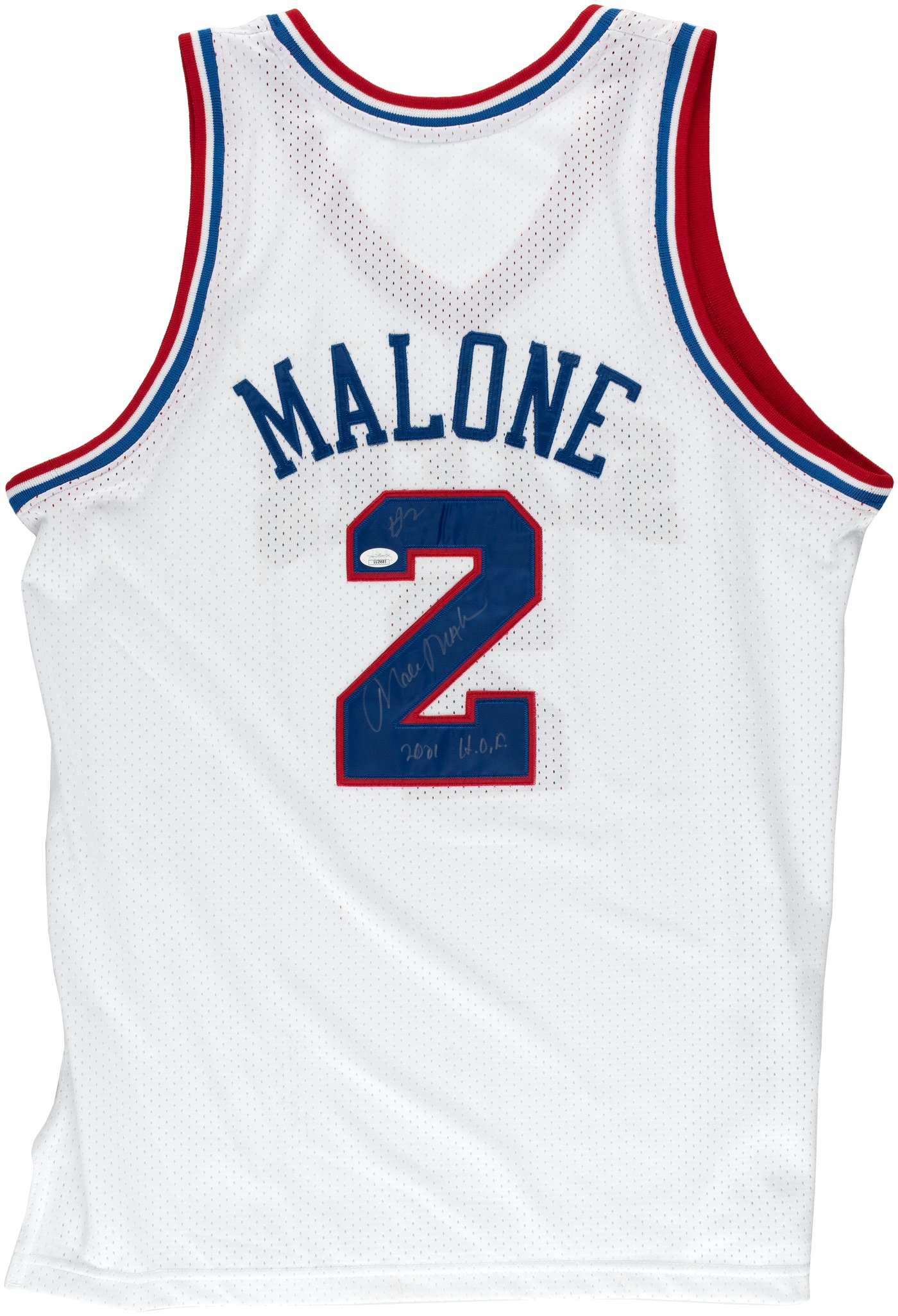 Hake's - MOSES MALONE (HOF) PHILADELPHIA 76ers SIGNED BASKETBALL JERSEY.