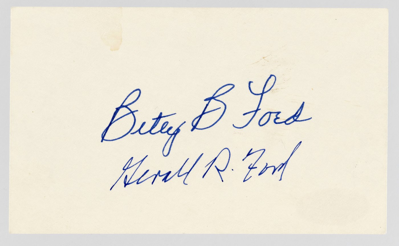 Hake's - GERALD & BETTY FORD SIGNED CARD.