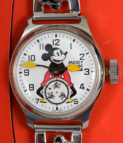 Pedre mickey hot sale mouse watch