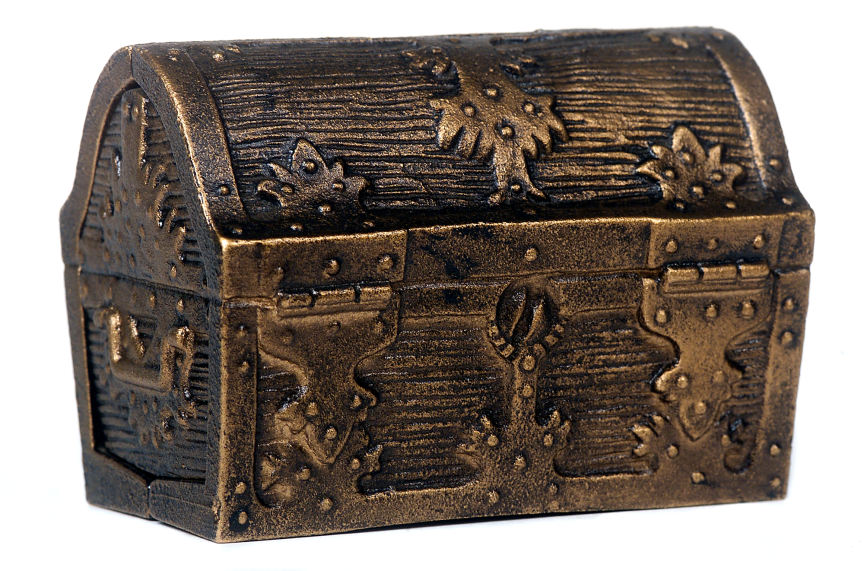 Hake's - CAST IRON TREASURE CHEST BANK.