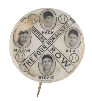 Hake's - RARE "THE FOUR HORSEMEN/MURDERER'S ROW" 1929 CUBS BUTTON.